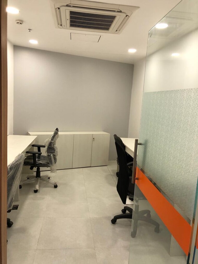 undefined, vijay nagar Commercial Office Space 1702 Sq.Ft. In Vijay Nagar Indore 9357665