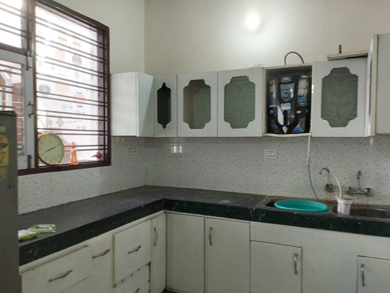 Kitchen, ludhiana chandigarh hwy 2 Bedroom 150 Sq.Yd. Apartment In LudhianA Chandigarh Hwy Mohali 9357743