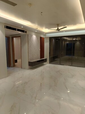 Room in 3 BHK Apartment at M3M Heights, Sector 65 – for Rent