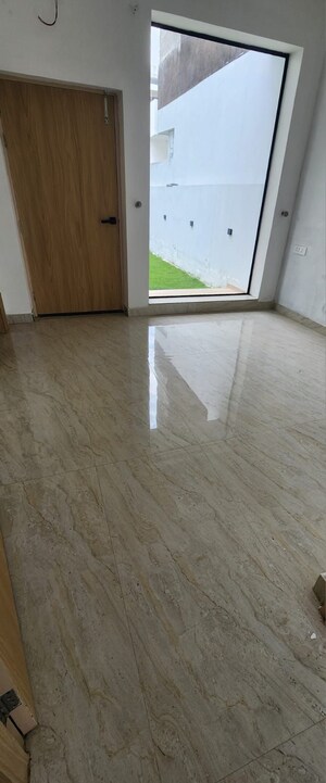  Plot – Exterior View View at DLF Alameda, Sector 73 - for Rent