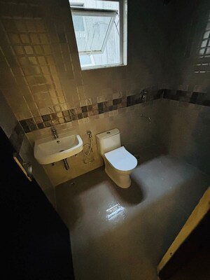 Team Area in 3 BHK Apartment at Signature Global Park 4 and 5, Sohna Sector 36 – for Sale