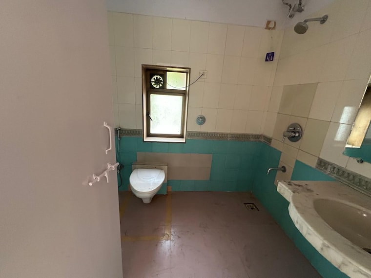 Bathroom, emerald-plaza 2 Bedroom 600 Sq.Ft. Apartment In Manpada Thane 9357782