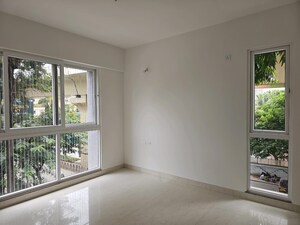 Room in 3 BHK Apartment at Clover Citadel, Wanowrie – for Sale