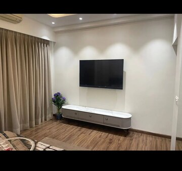 Bedroom in 3 BHK Apartment at Emaar The Palm Drive-The Premier Terraces, Sector 66 – for Rent