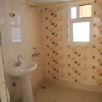 Bathroom in 2.5 BHK Apartment at Eureka Diya Green City, Sikrod – for Sale