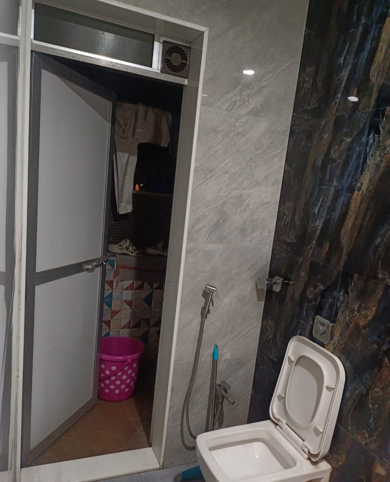 Attached Bathroom, runwal-estate 2 Bedroom 700 Sq.Ft. Apartment In Dhokali Thane 9357818
