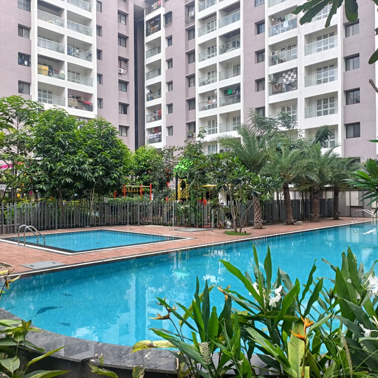 Swimming Pool, kohinoor-viva-city 3 Bedroom 1300 Sq.Ft. Apartment In Dhanori Pune 9357820