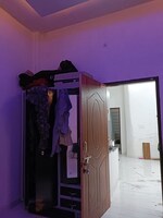 1 BHK + Study Room 700 Sq.Ft. Builder Floor in Aman Vihar