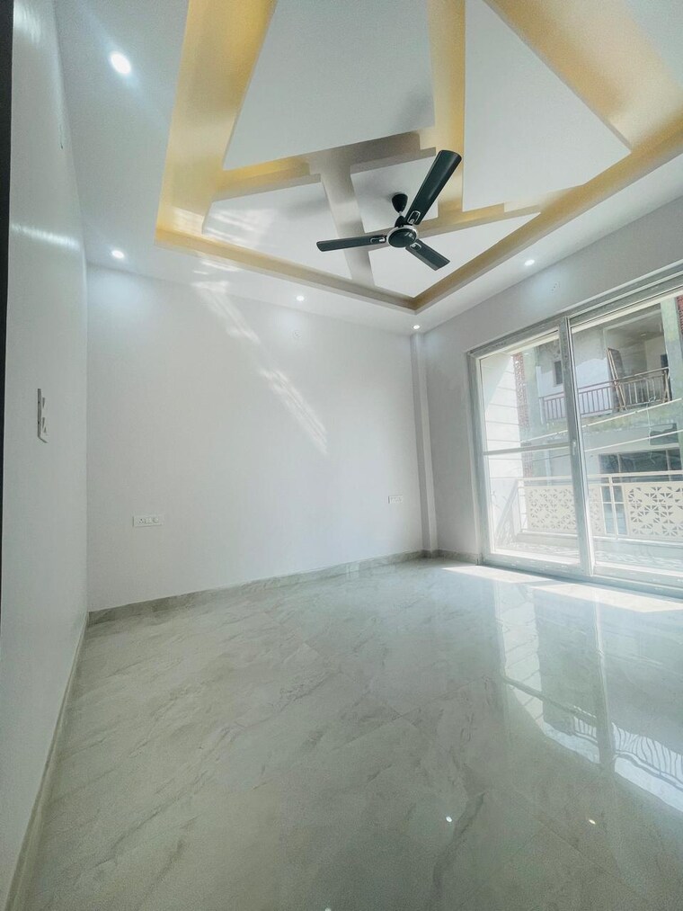 Room, jakhan 3 Bedroom 2000 Sq.Ft. Builder Floor In Jakhan Dehradun 9358249