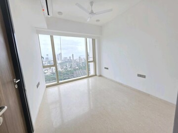 Room in 2 BHK Apartment at Worli – for Rent