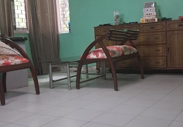 Gym in 2 BHK Builder Floor at Hauz Khas – for Rent
