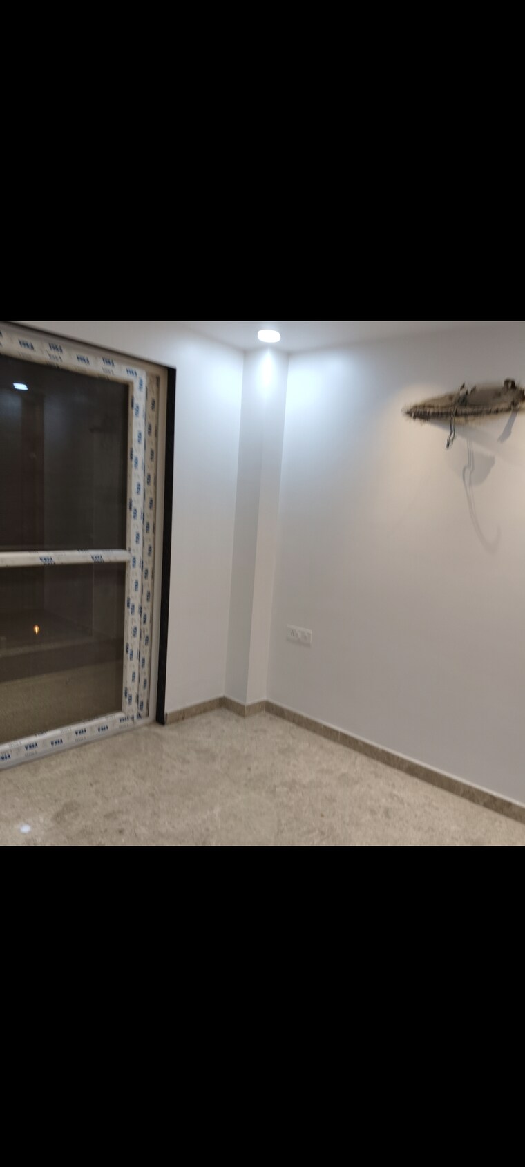 Room, paschim vihar 3 Bedroom 125 Sq.Yd. Builder Floor In Paschim Vihar Delhi 9358479