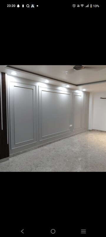 Room in 3 BHK Builder Floor at Paschim Vihar – for Sale