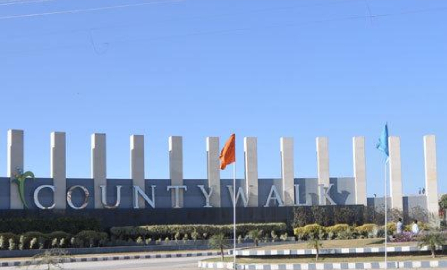 Plot For Sale in Countywalk 