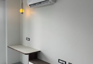 Furnished Amenities in 1 BHK Builder Floor at Sector 39 – for Sale