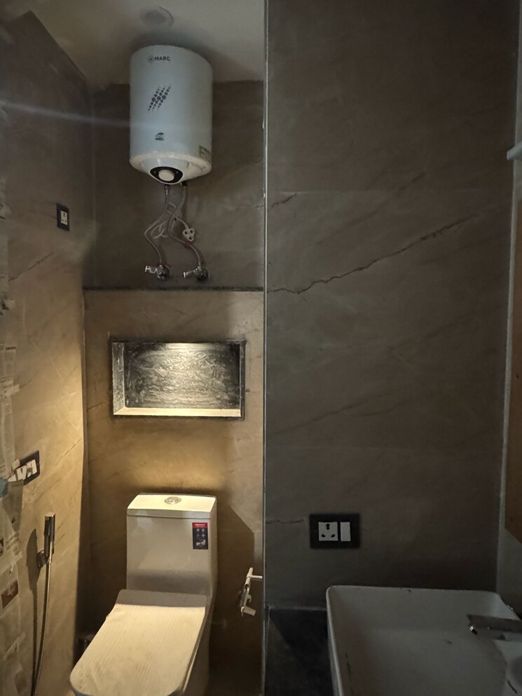 Bathroom, sector 39 1 Bedroom 342 Sq.Ft. Builder Floor In Sector 39 Gurgaon 9358857