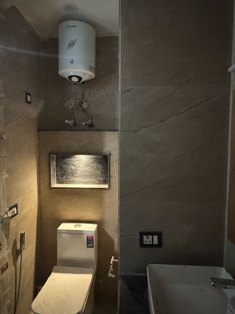 Bathroom, sector 39 1 Bedroom 342 Sq.Ft. Builder Floor In Sector 39 Gurgaon 9358860