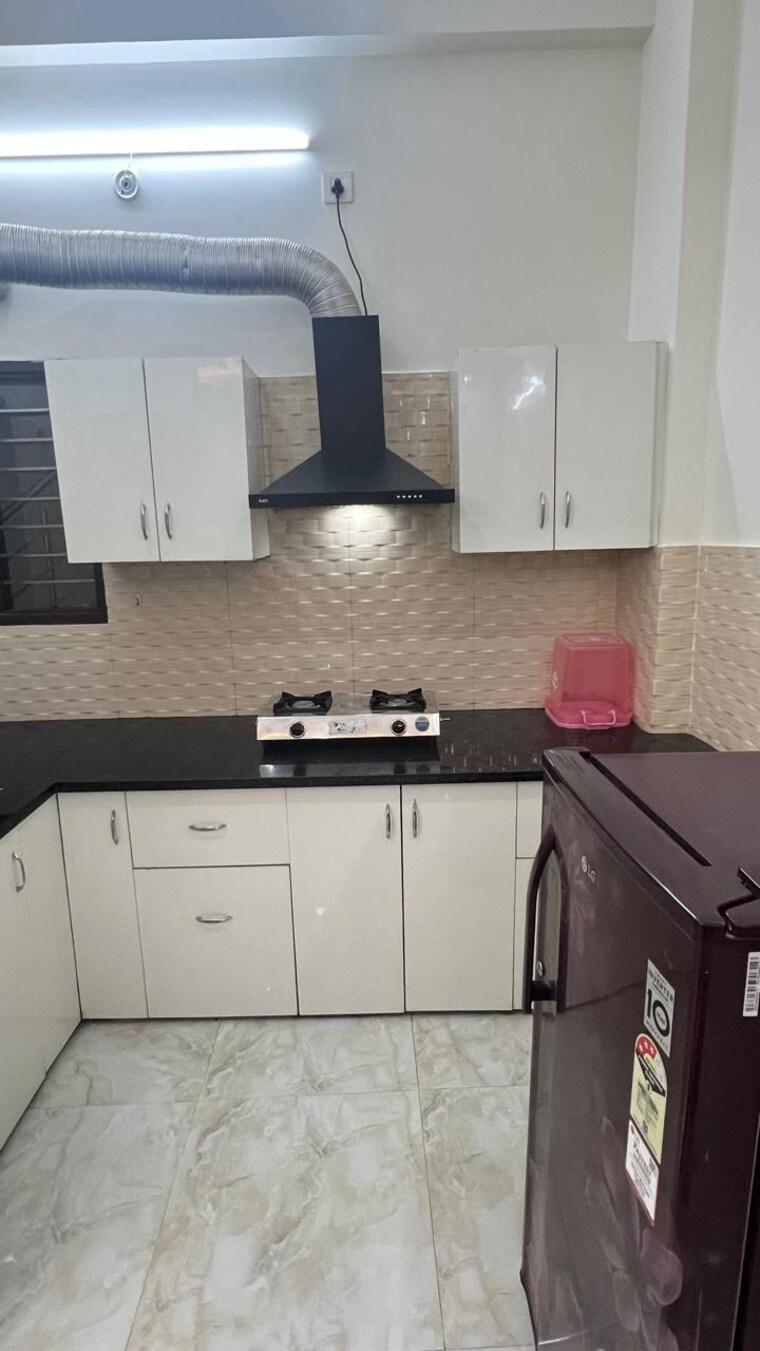 Kitchen, aman vihar 1 Bedroom 800 Sq.Ft. Builder Floor In Aman Vihar Dehradun 9358605