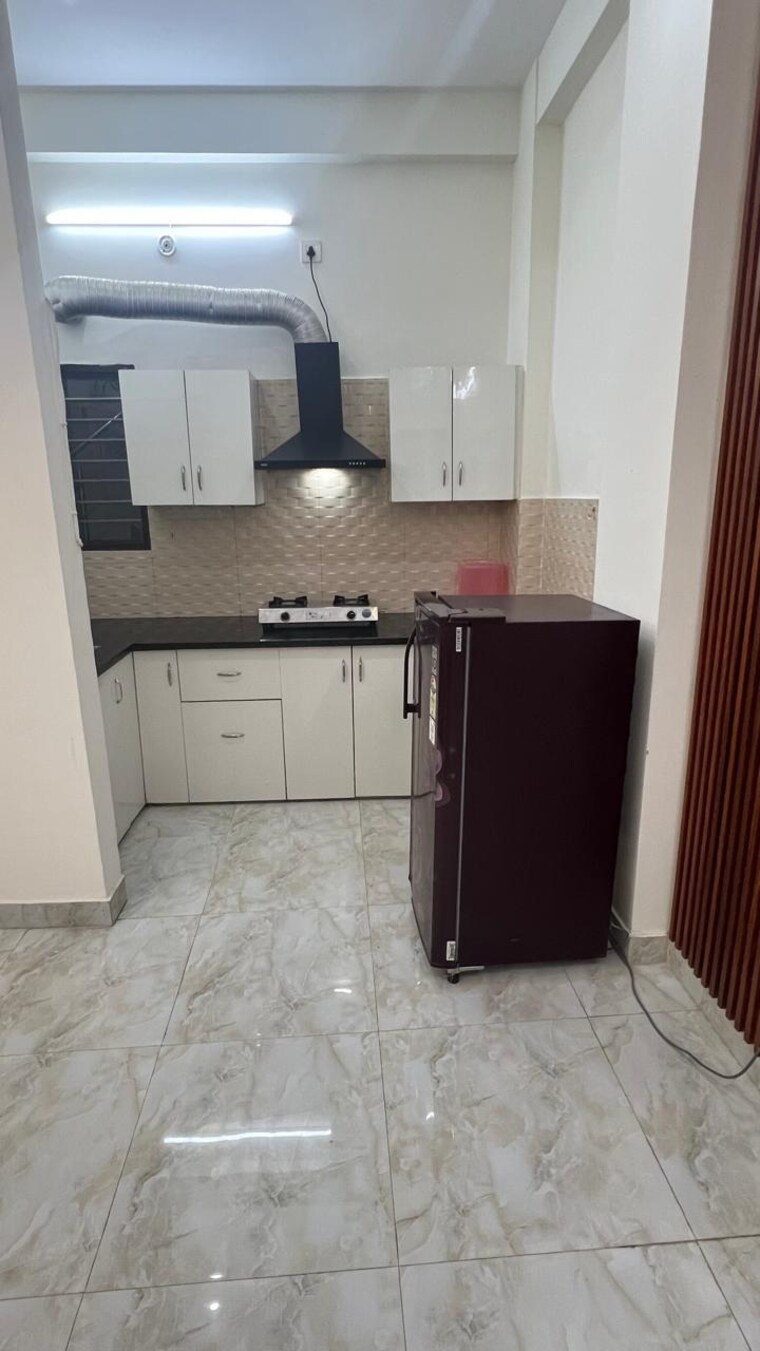 Kitchen, aman vihar 1 Bedroom 800 Sq.Ft. Builder Floor In Aman Vihar Dehradun 9358605