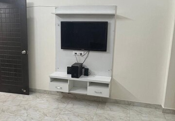 Furnished Amenities in 1 BHK Builder Floor at Aman Vihar – for Sale