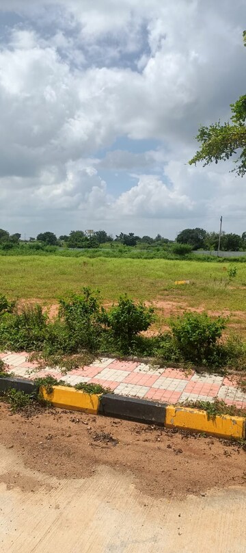 Plot For Sale in Fortune 18, Amangal