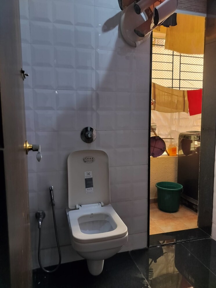 Bathroom, siddhi-highland-gardens 1 Bedroom 650 Sq.Ft. Apartment In Dhokali Thane 9358636