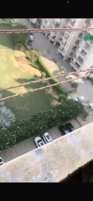 Master Plan in 3 BHK Apartment at VVIP Addresses, Raj Nagar Extension – for Rent