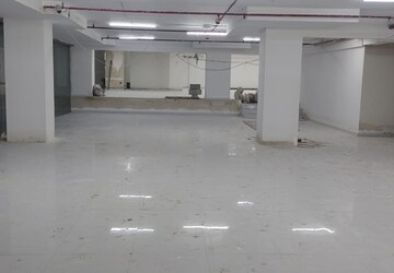 Showroom For Rent in Andheri East