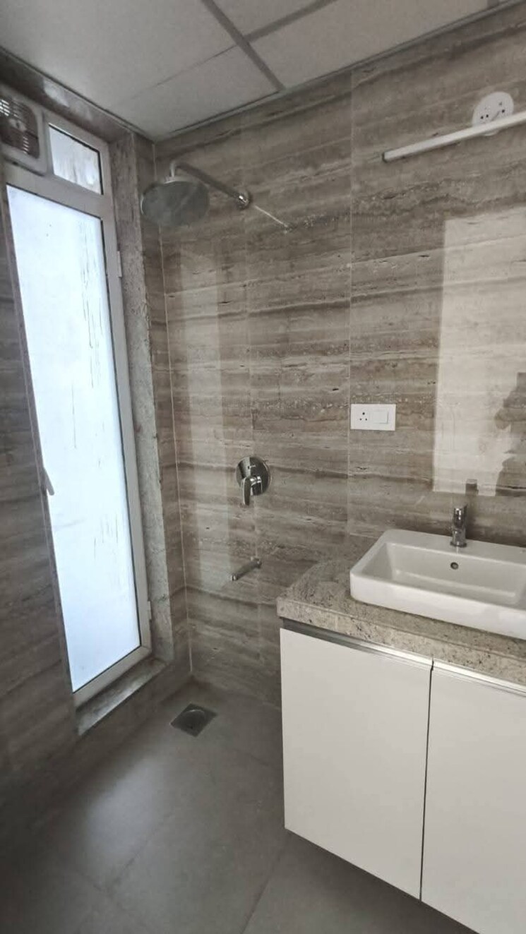 Bathroom, runwal-nirvana 3 Bedroom 1350 Sq.Ft. Apartment In Parel Mumbai 9358812
