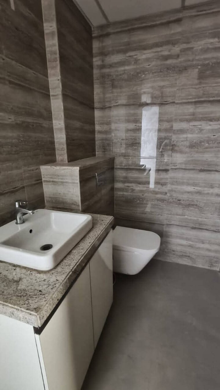 Bathroom, runwal-nirvana 3 Bedroom 1350 Sq.Ft. Apartment In Parel Mumbai 9358812