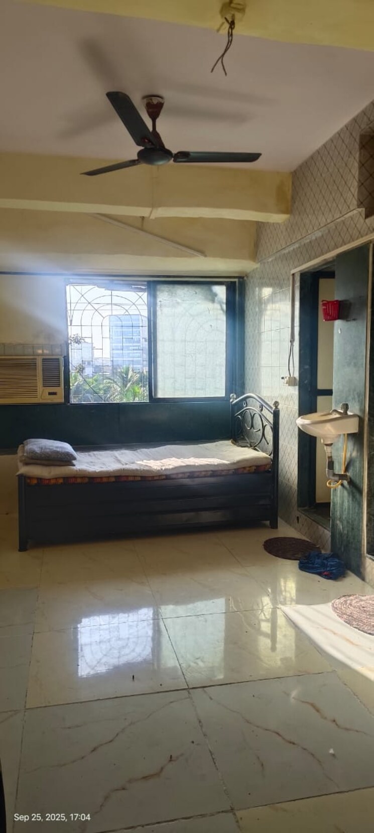 Bedroom, vikhroli west Pg For Boys & Girls In Vikhroli West 9358805