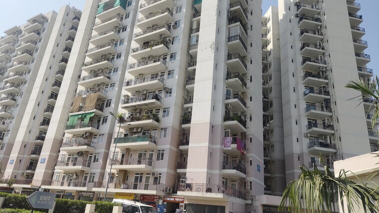 Exterior View, suncity-avenue-76 2 Bedroom 735 Sq.Ft. Apartment In Sector 76 Gurgaon 9358895