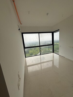 Furnished Amenities in 1 BHK Apartment at Marathon Nexworld Aura, Dombivli East – for Rent