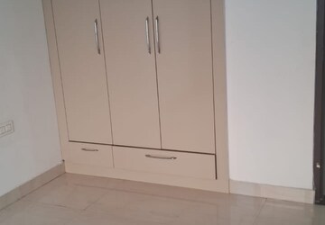 Room in 3 BHK Apartment at Motia Homes, Lohgarh – for Rent