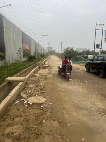 Parking in  Office Space at Kingson ARV Arcade, Raj Nagar Extension – for Sale