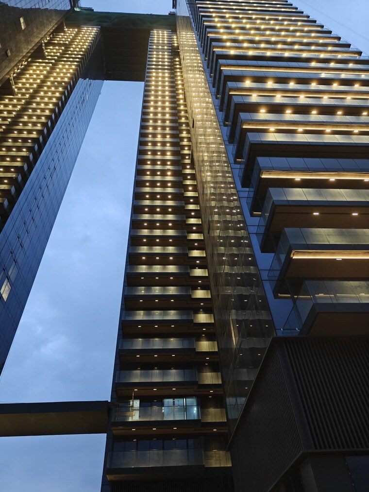 Exterior View, delphine-central-park-estates 4 Bedroom 5207 Sq.Ft. Apartment In Sector 104 Gurgaon 9359105