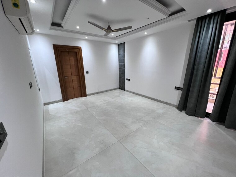 Room, vipul-world-floors 4 Bedroom 2400 Sq.Ft. Builder Floor In Sector 48 Gurgaon 9358972