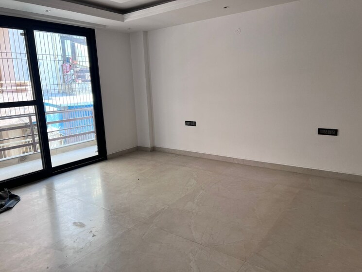 Room, vipul-world-floors 4 Bedroom 2400 Sq.Ft. Builder Floor In Sector 48 Gurgaon 9358972