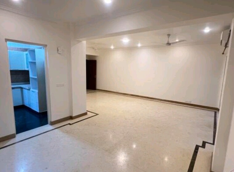 Room, central-park-i 3 Bedroom 1900 Sq.Ft. Apartment In Sector 42 Gurgaon 9358946