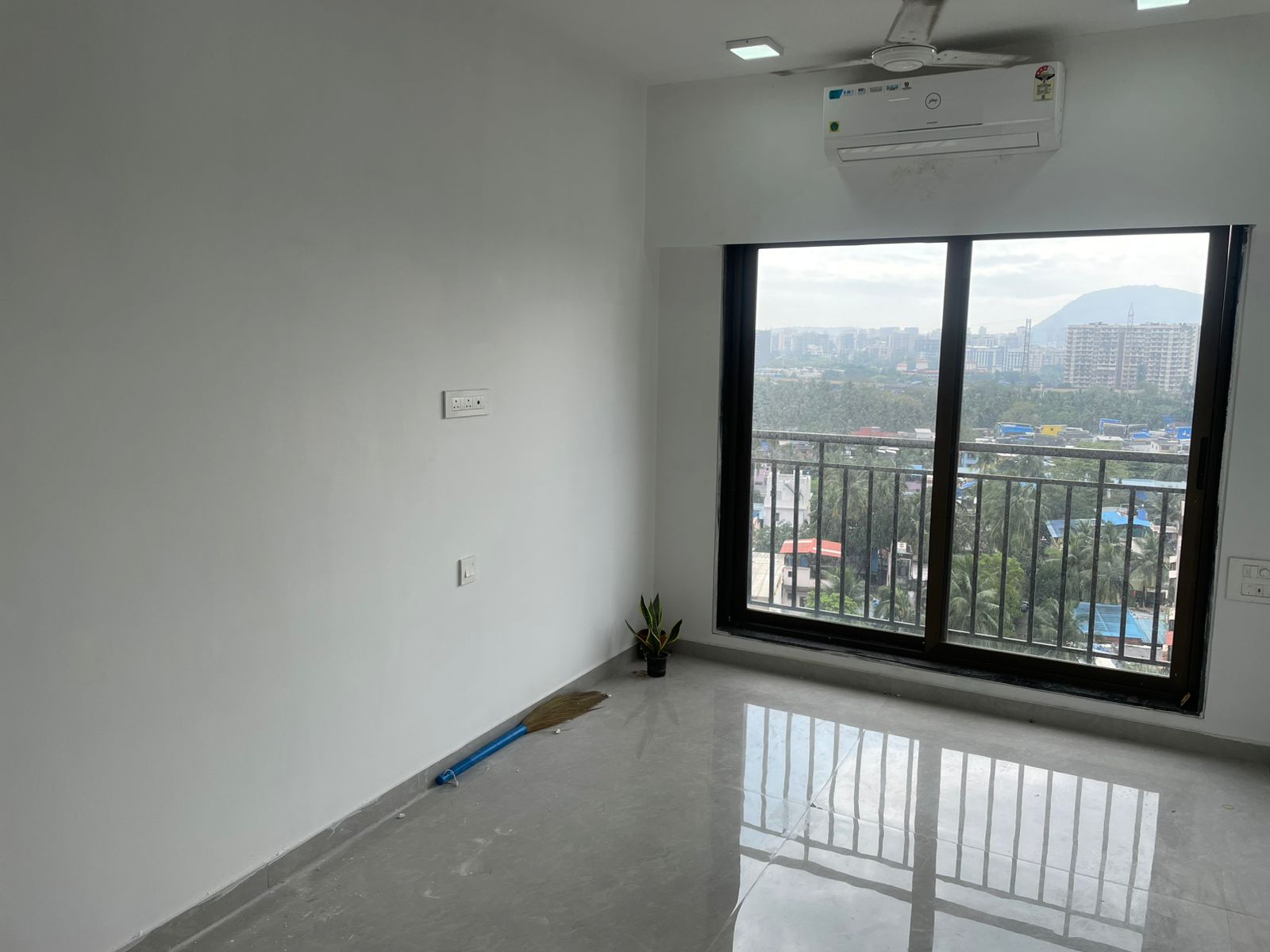 1 BHK Apartment For Rent in Roha Vatika