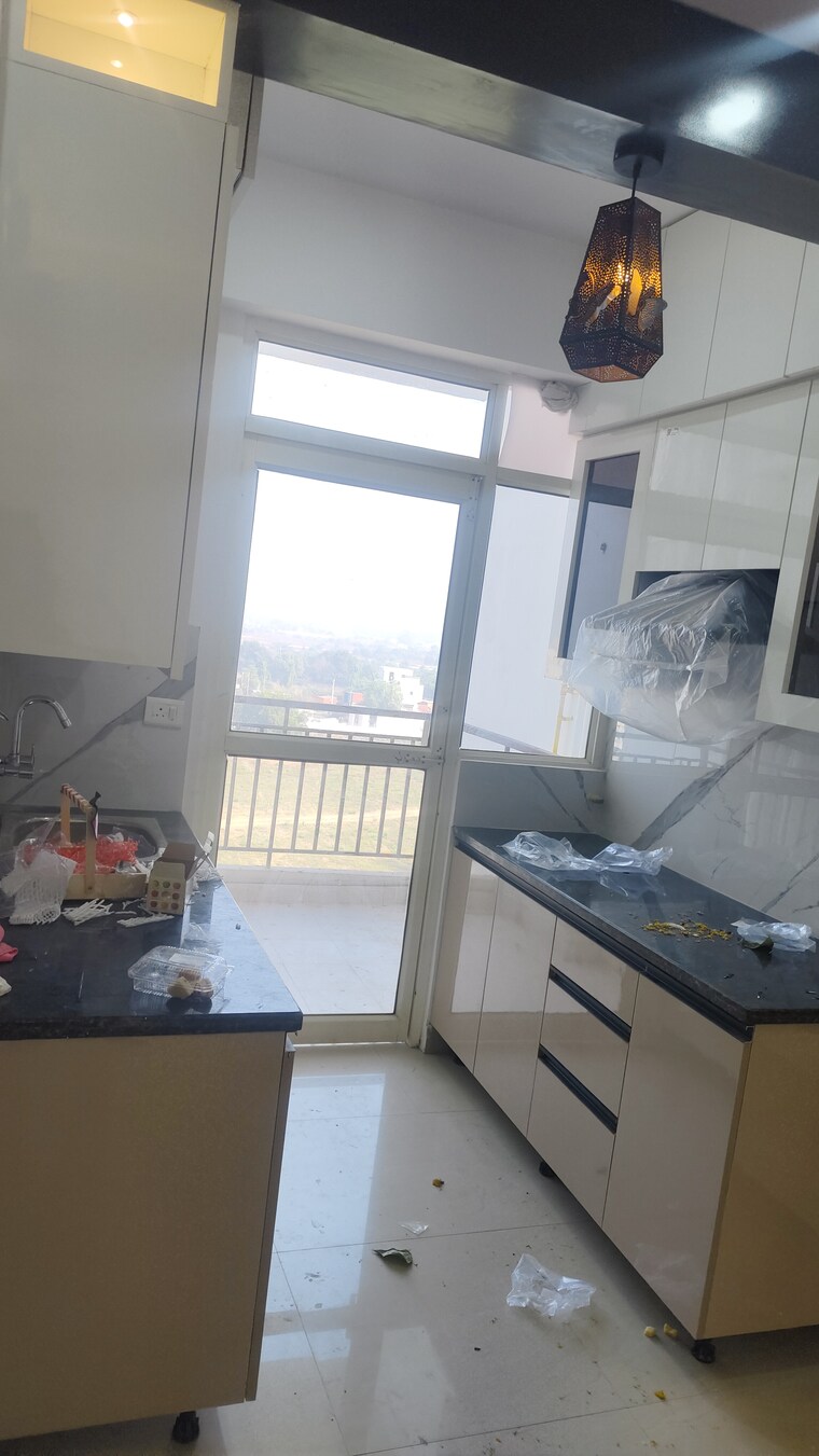Kitchen, suncity-avenue-76 2 Bedroom 735 Sq.Ft. Apartment In Sector 76 Gurgaon 9356325