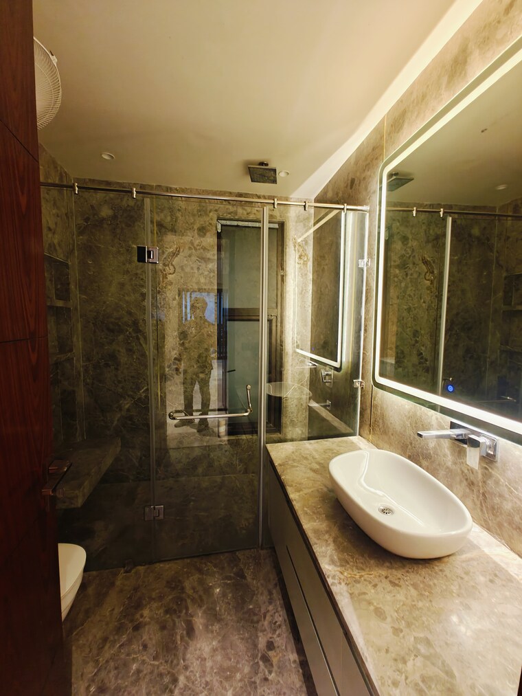 Bathroom, nirvana-country-birch-court 4 Bedroom 2900 Sq.Ft. Builder Floor In Sector 50 Gurgaon 9358974