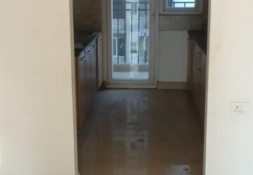Room in 2 BHK Apartment at Shri Radha Sky Gardens, Sector 16b Greater Noida – for Rent