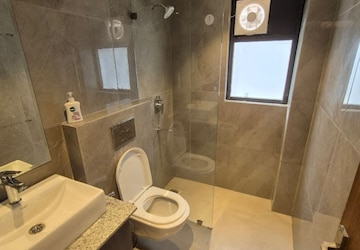 Bathroom in 3 BHK Builder Floor at Suncity Vatsal Valley, Gwal Pahari – for Rent