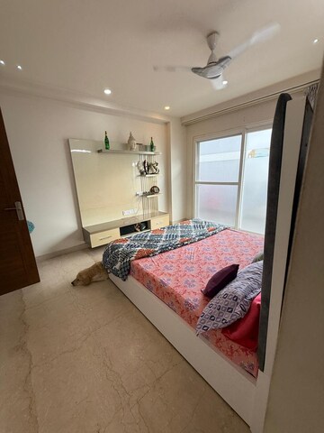 Bedroom in 3 BHK Builder Floor at Auram Floor, South City 2 – for Rent