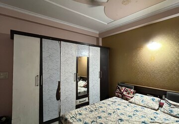 Bedroom in 3 BHK Builder Floor at Vasundhara Sector 12 – for Rent