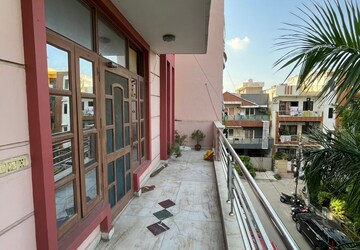 Balcony in 3 BHK Builder Floor at Vasundhara Sector 12 – for Rent