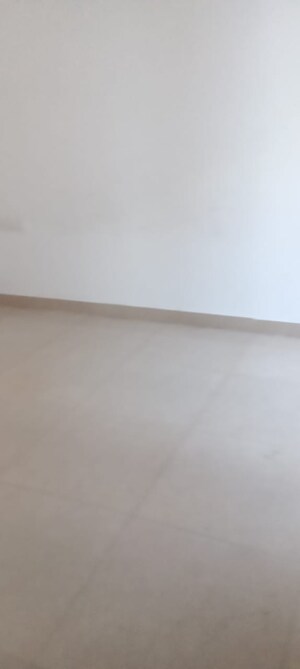 Room in 2 BHK Apartment at JM Florance, Tech Zone 4 Greater Noida – for Sale