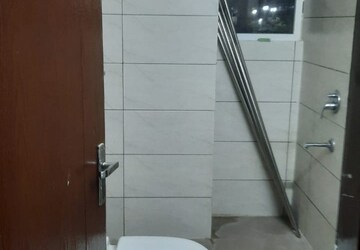 Bathroom in 3 BHK Apartment at Motia Royal Citi Apartments, Ghazipur – for Rent