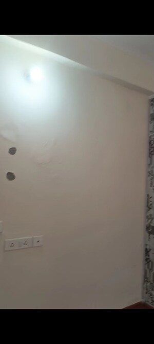 Room in 2 BHK Apartment at Amrapali Leisure Park, Amrapali Leisure Valley – for Rent